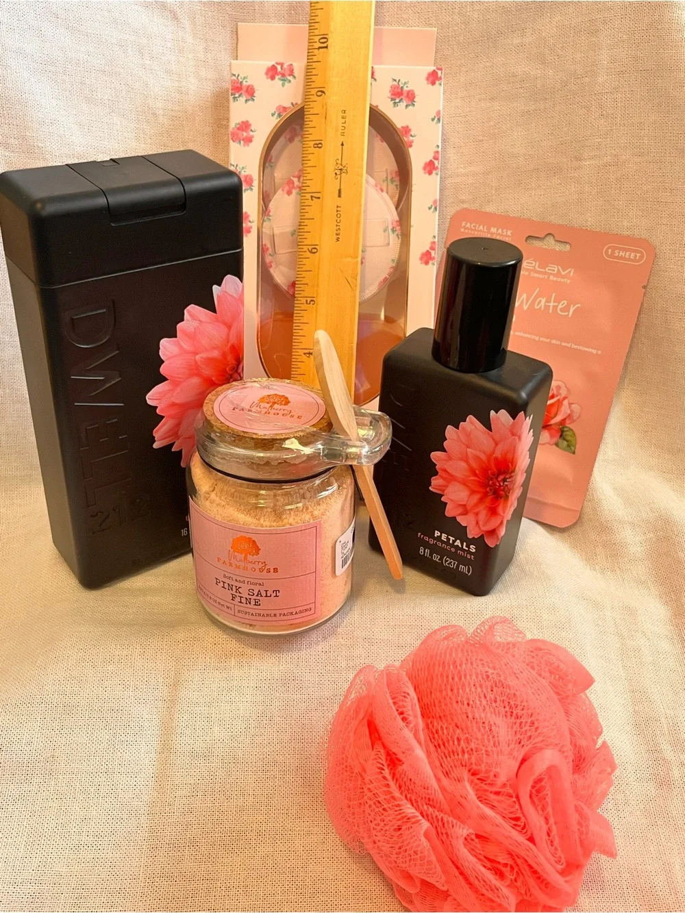 Dwell212 Petals Fragrance Bundle - Pink